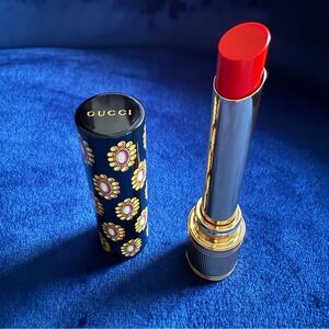 GUCCI GOLDIE RED 25 | MATTE LUXURY LIPSTICK | FLORAL TUBE